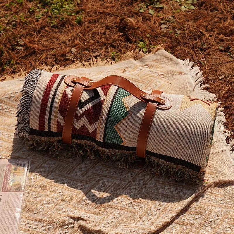 2023 Fashion Styles Thickened Camping Felt Outdoor Portable Picnic Blanket