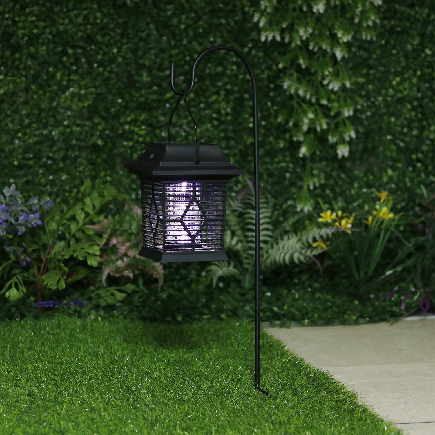 Westinghouse Solar Bug Lantern with Shepherd Hook