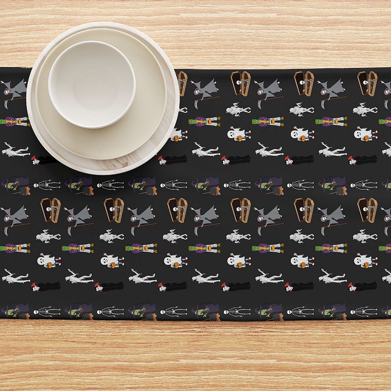 Table Runner， 100% Polyester， 12x72， Halloween Usual Characters