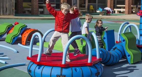 UltraPLAY SNUG EXP Loose Parts Play The Snug Play ...