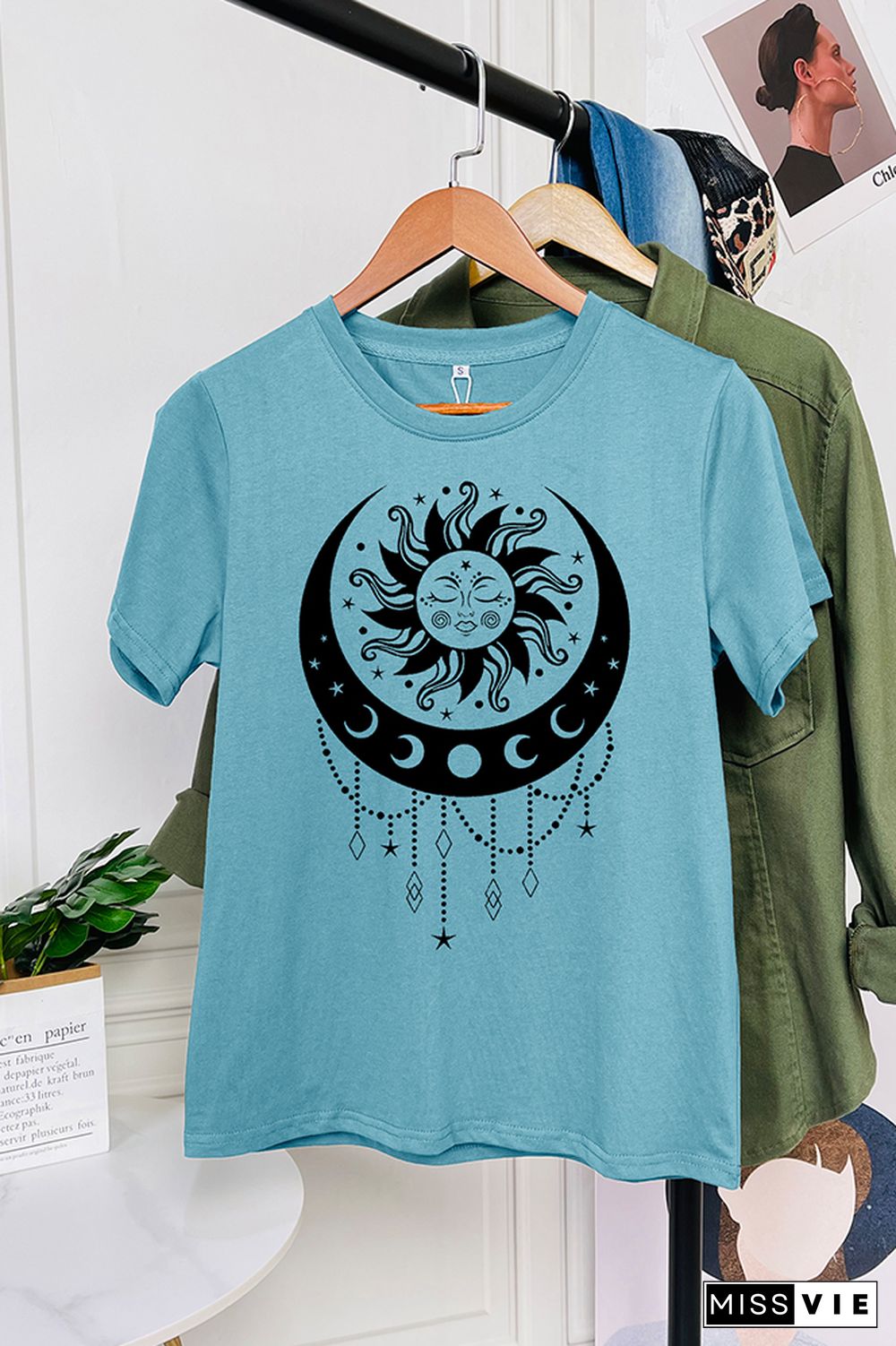 Sun and Moon Printed Graphic Tees for Women Wholesale Short Sleeve T shirts Top