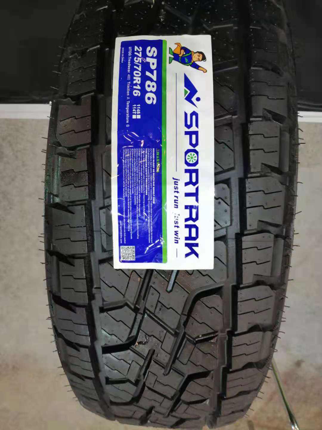 Radial  tyres 215/40ZR17 215/45ZR17 215/60R17 265/70R16LTcar rims 17 inch car tire with wheels tires and accessories