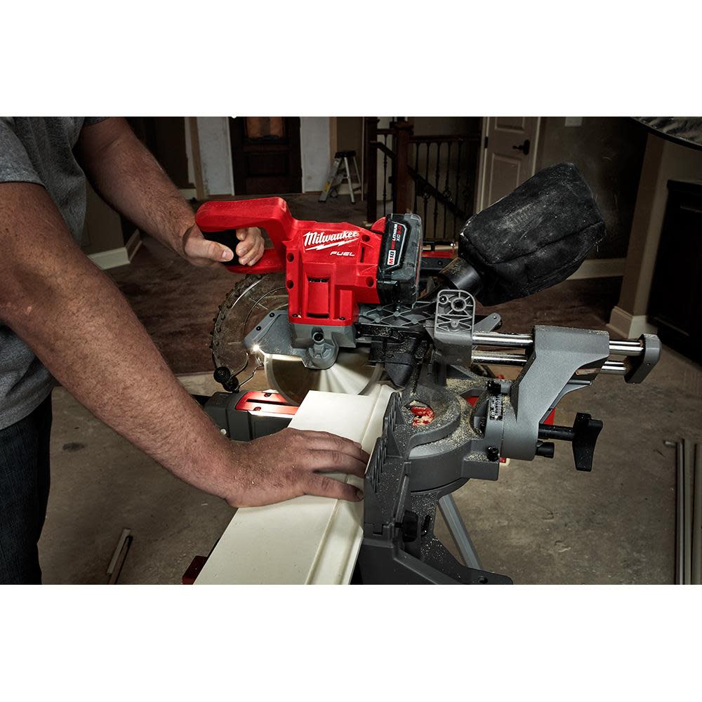 Milwaukee M18 FUEL 7 1/4 Dual Bevel Sliding Compound Miter Saw Kit Reconditioned ;