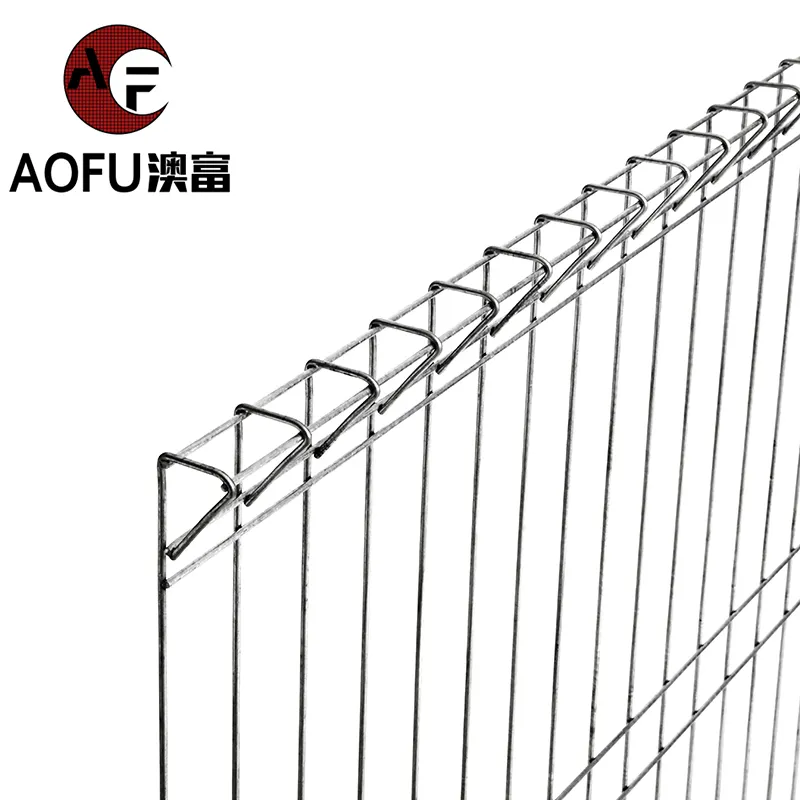 Popular Top Quality Galvanized shs Post Welded Fencing Triangle Bending Powder Coated Roll Top BRC Welded Wire Mesh Iron Fence