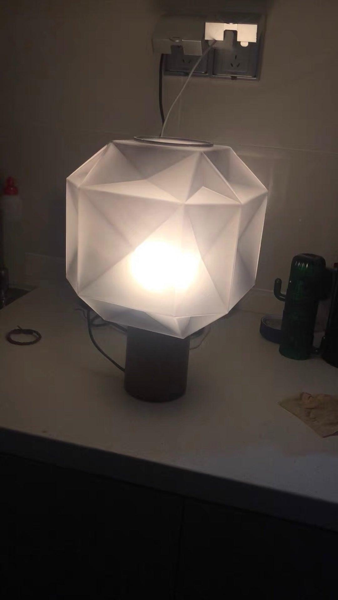 Cubo Table Lamp