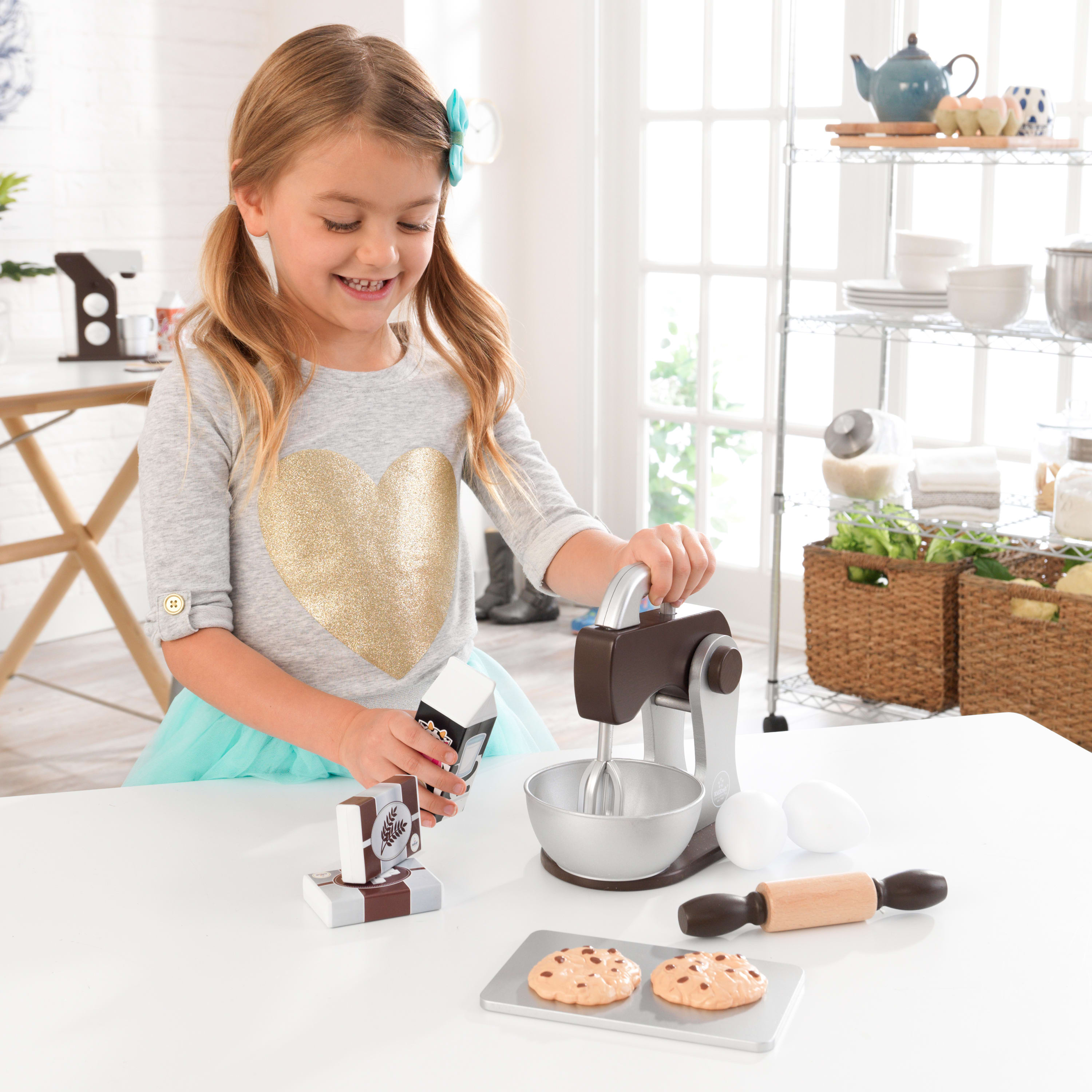 KidKraft Children's Baking Set - Espresso Role Play Toys for the Kitchen