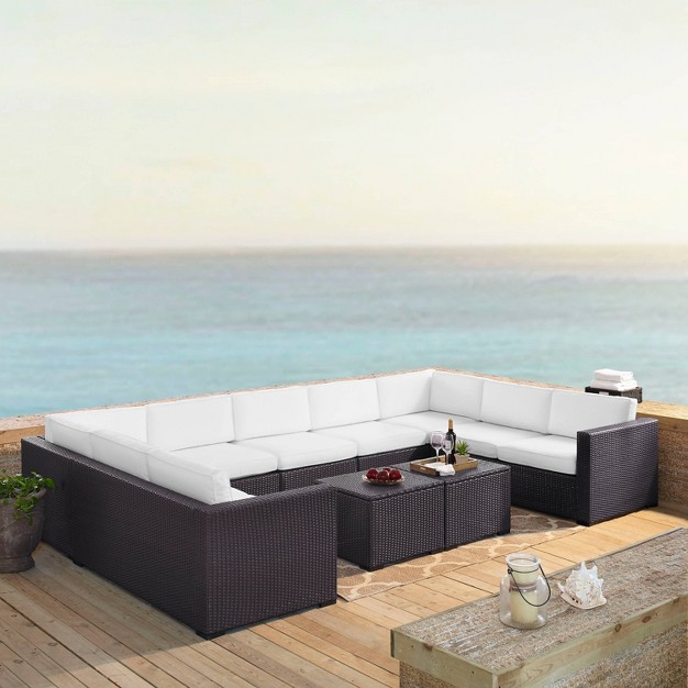 Biscayne 7pc Outdoor Wicker Sectional Set With 2 Coffee Tables amp 4 Corner Seats White Crosley