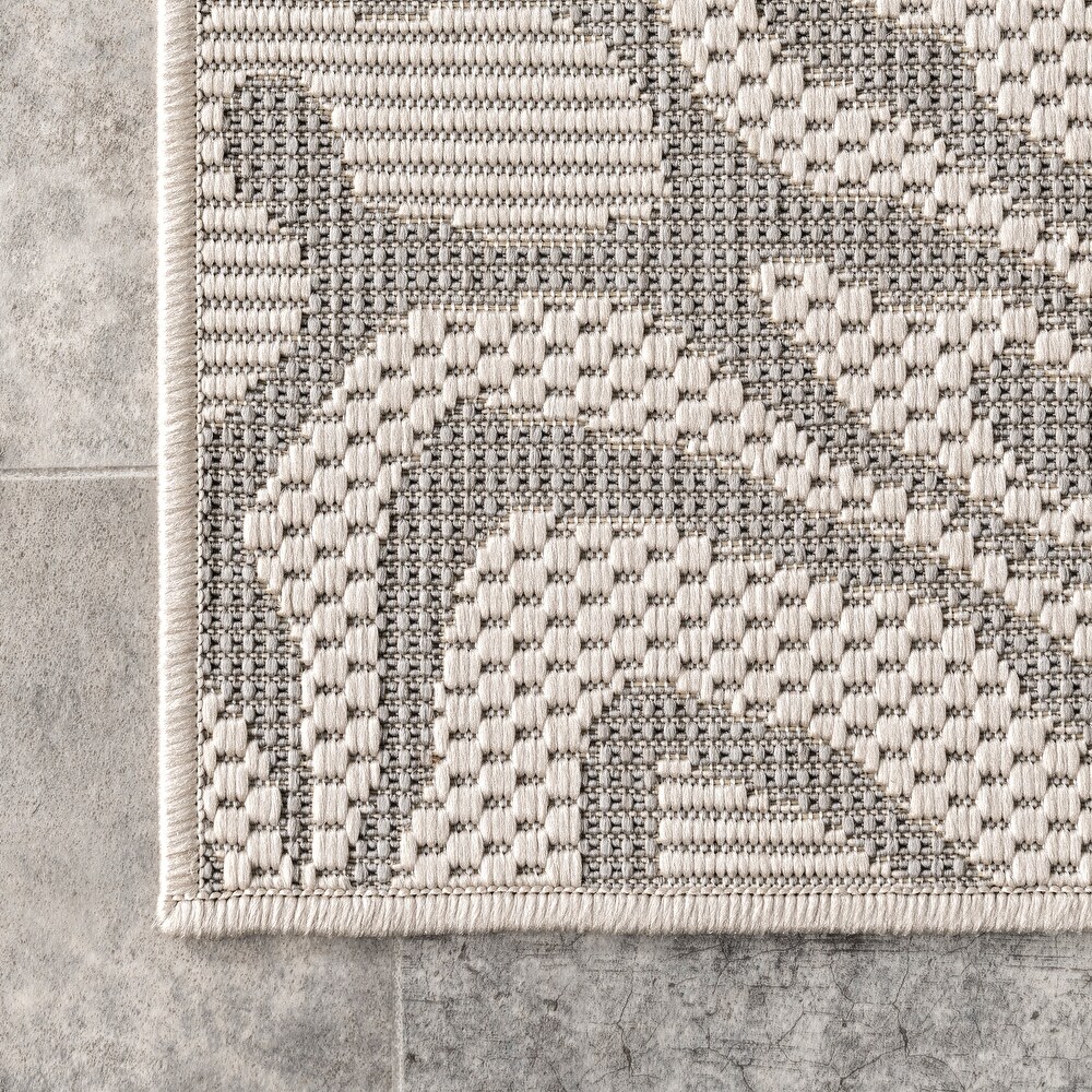 Brooklyn Rug Co Dakota Geometric Indoor/Outdoor Area Rug