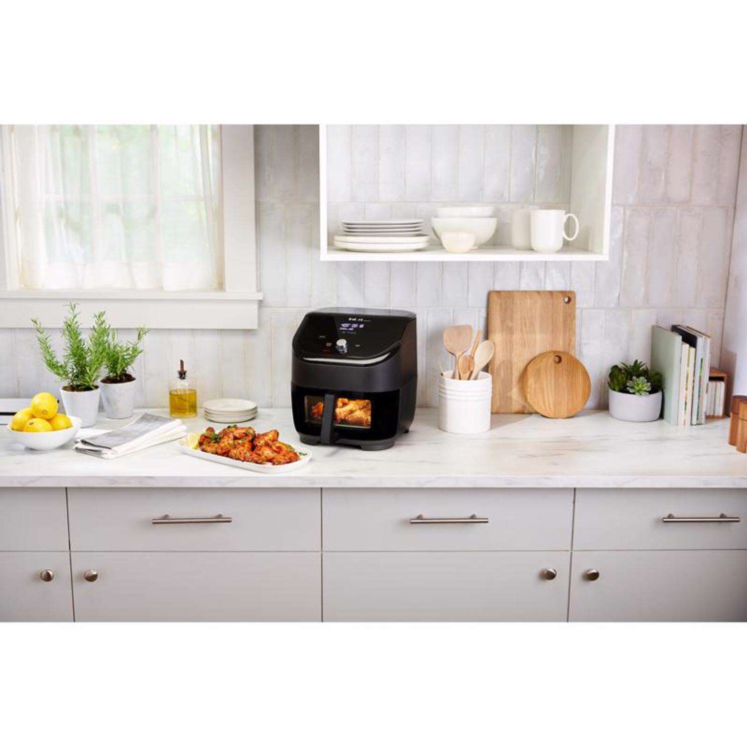 Instant Brands Vortex Black 6 qt Programmable Air Fryer