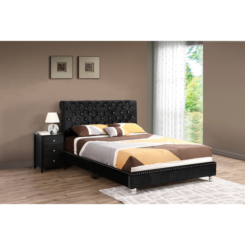 Maxx Tufted Upholstered Queen Panel Bed