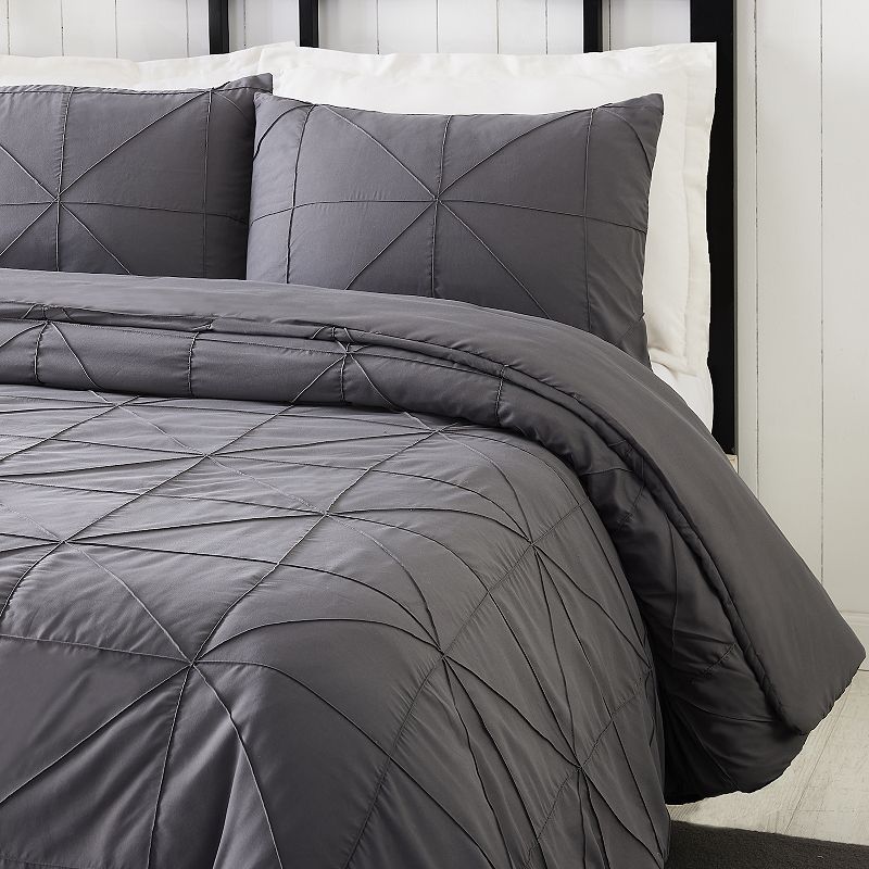 Modern Heirloom Taylor Comforter Set with Shams