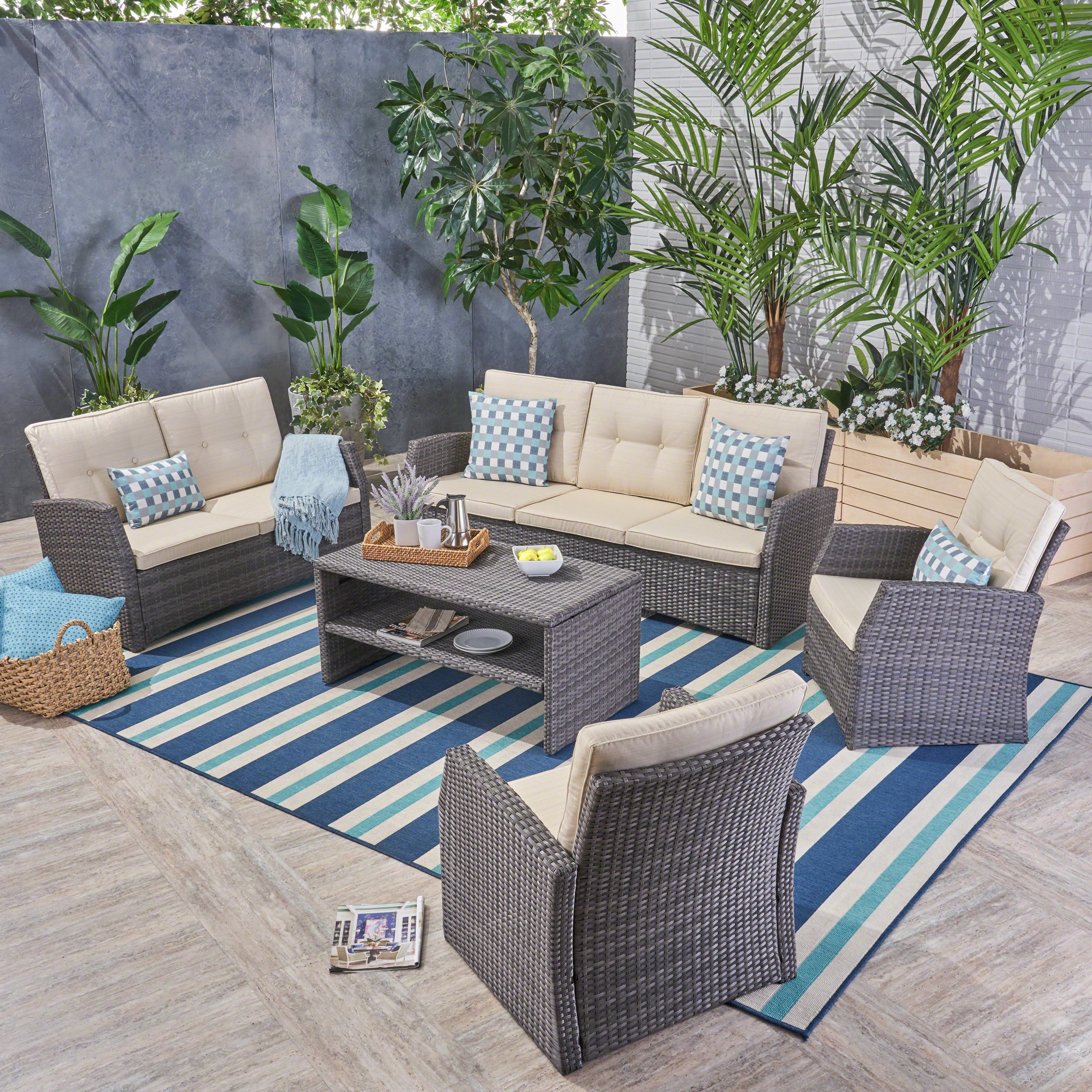 Roswell Outdoor 7 Seater Wicker Chat Set