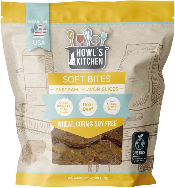 Howl's Kitchen Pastrami Dog Soft Chew Treat， 4-oz bag