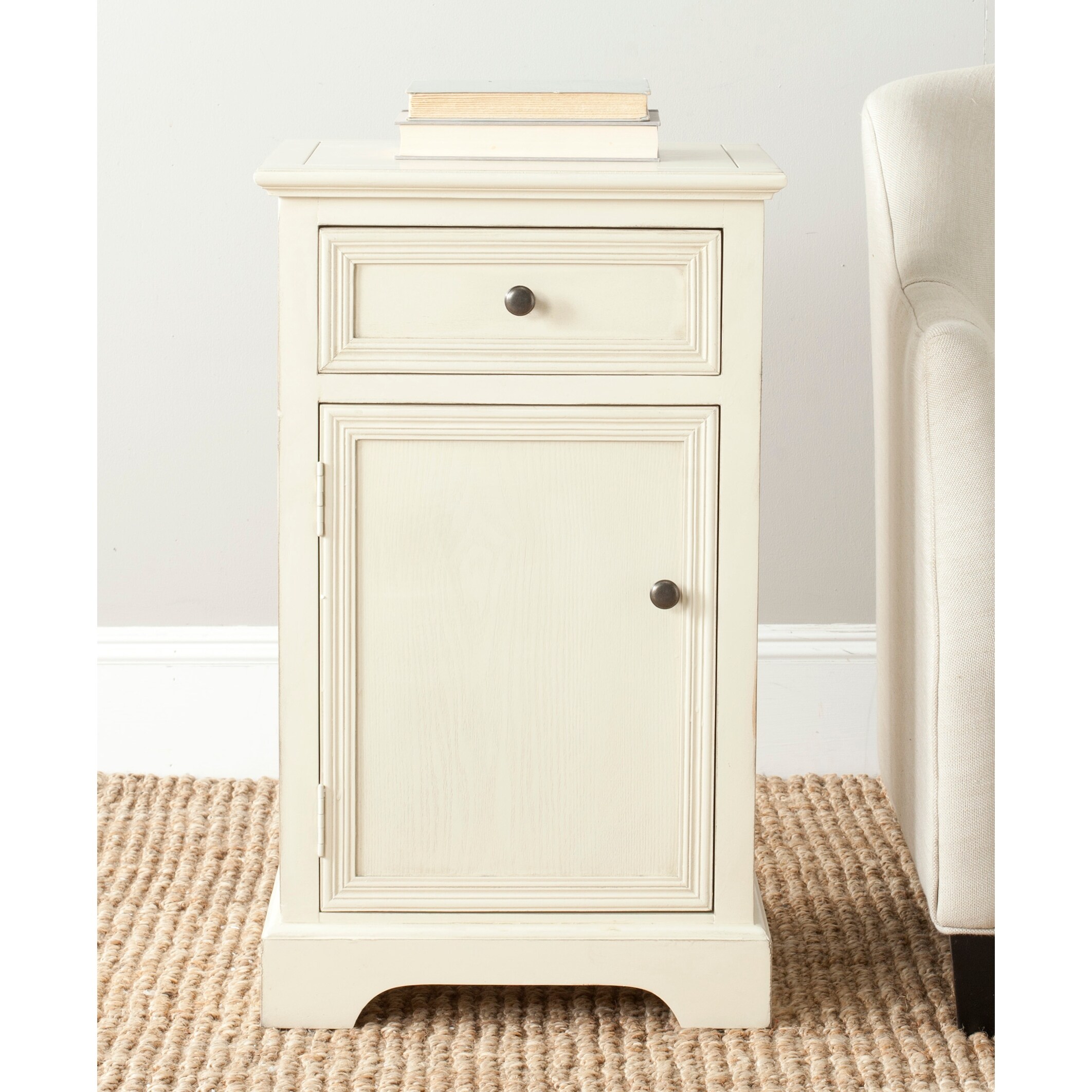 SAFAVIEH Jarome Cream End Table - 17.9