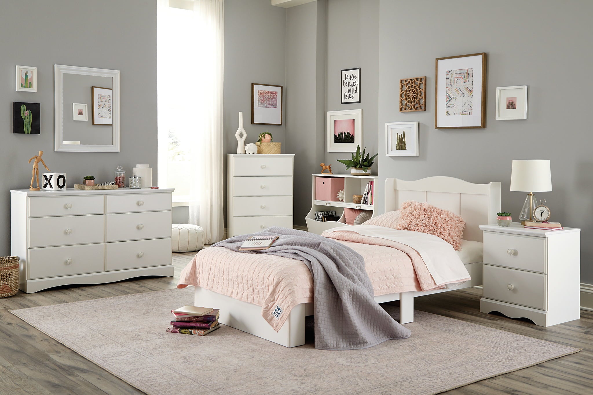 Sauder Storybook 6-Drawer Dresser, Soft White Finish