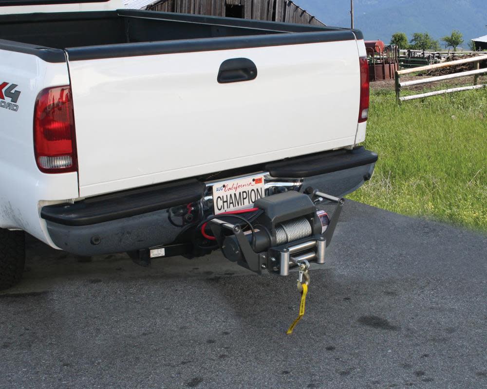 Champion 10，000-Lb Truck/SUV Winch Kit with Speed Mount and Remote Control ;