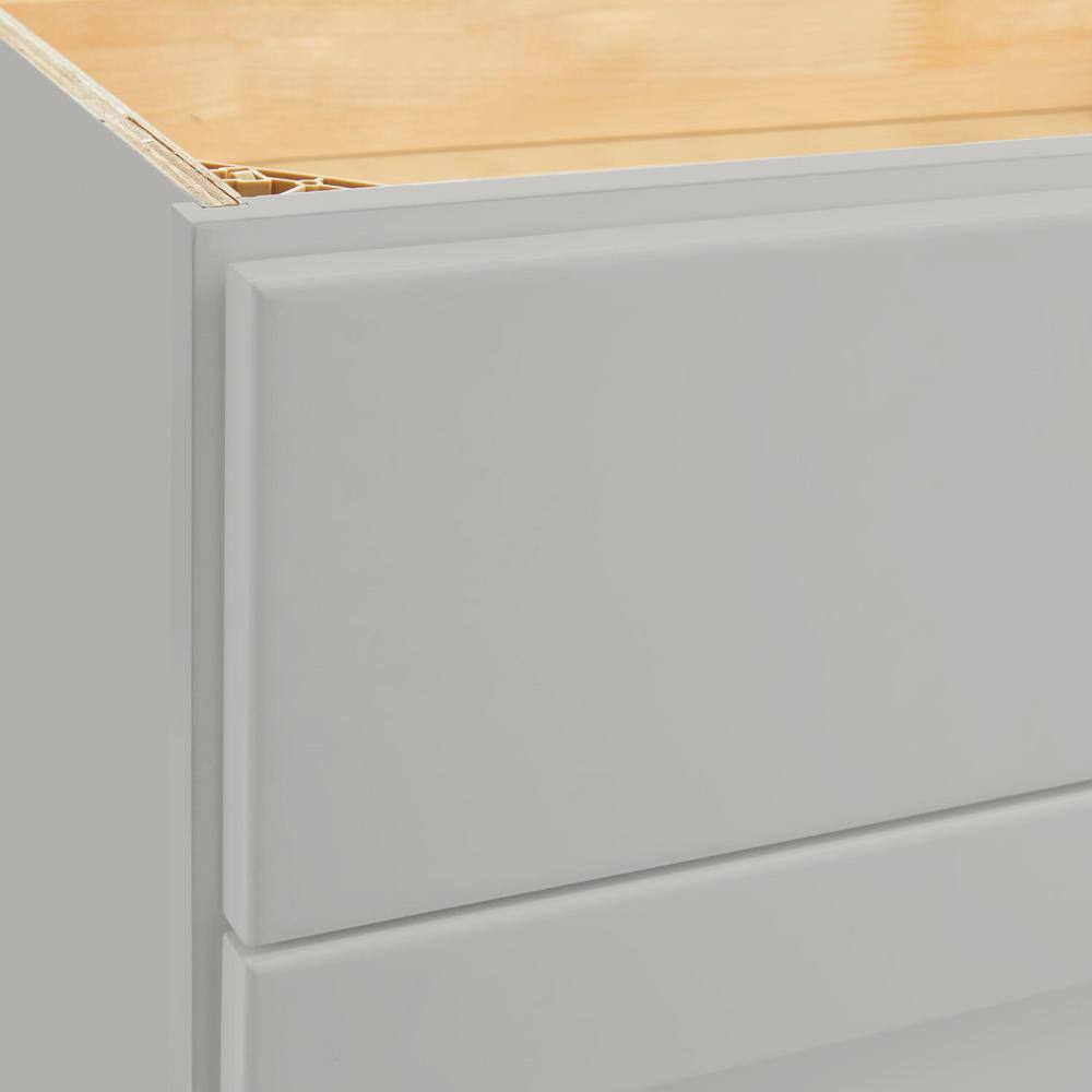 Hampton Bay Avondale Shaker Dove Gray Ready to Assemble Plywood 30 in Base Cabinet (30 in W x 34.5 in H x 24 in D) B30-G