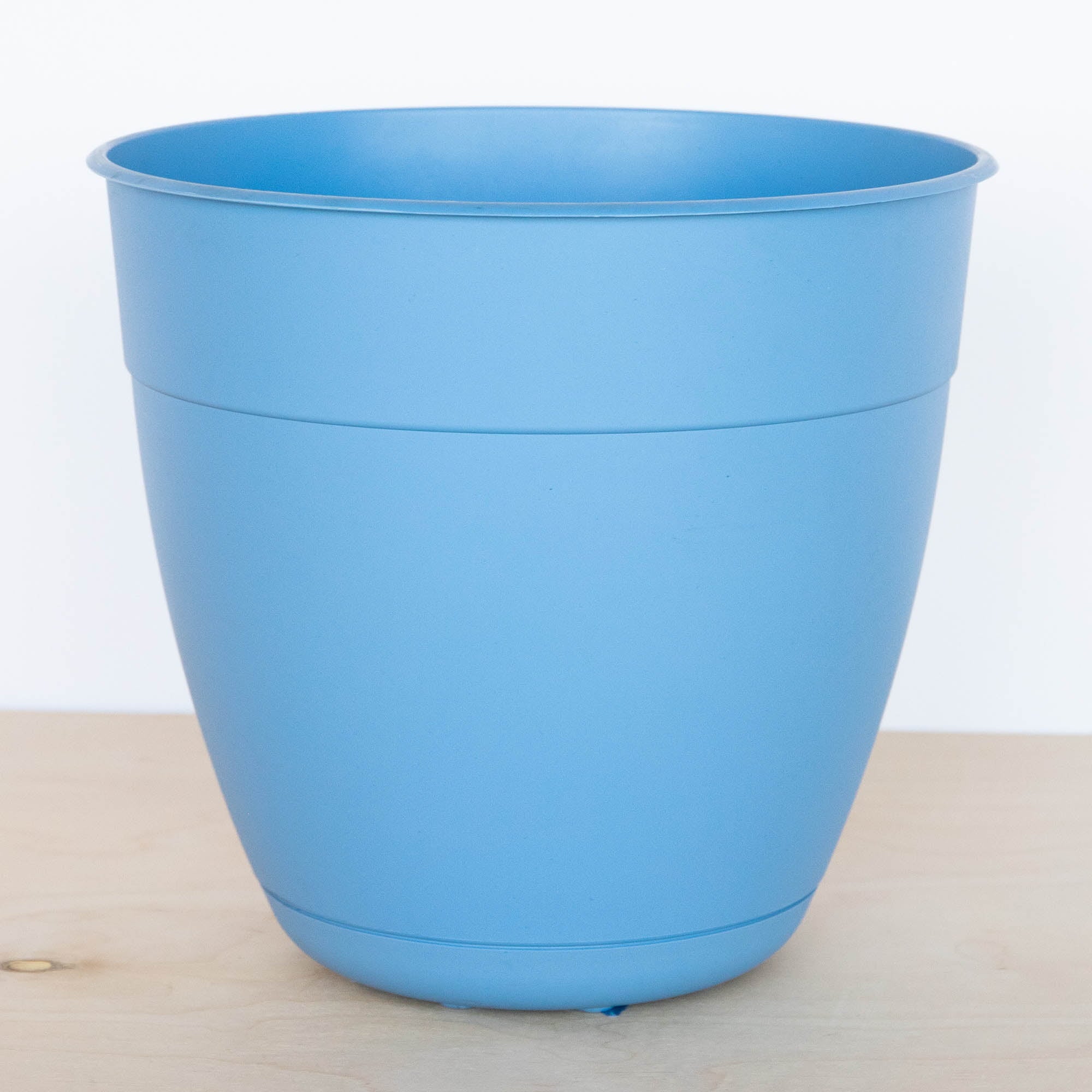 Bloem Dayton Planter With Saucer: 16" - Ocean Blue - 100% Recycled Plastic Pot, Removable Saucer, Elevated Feet, For Indoor and Outdoor Use, Gardening, 8.5 Gallon Capacity