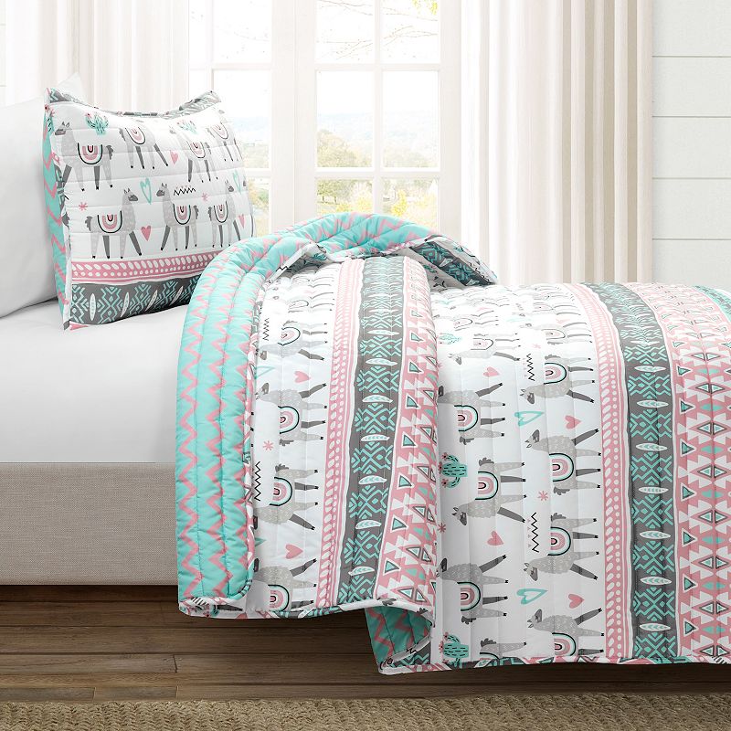 Lush Decor Boho Llama Quilt Set with Shams