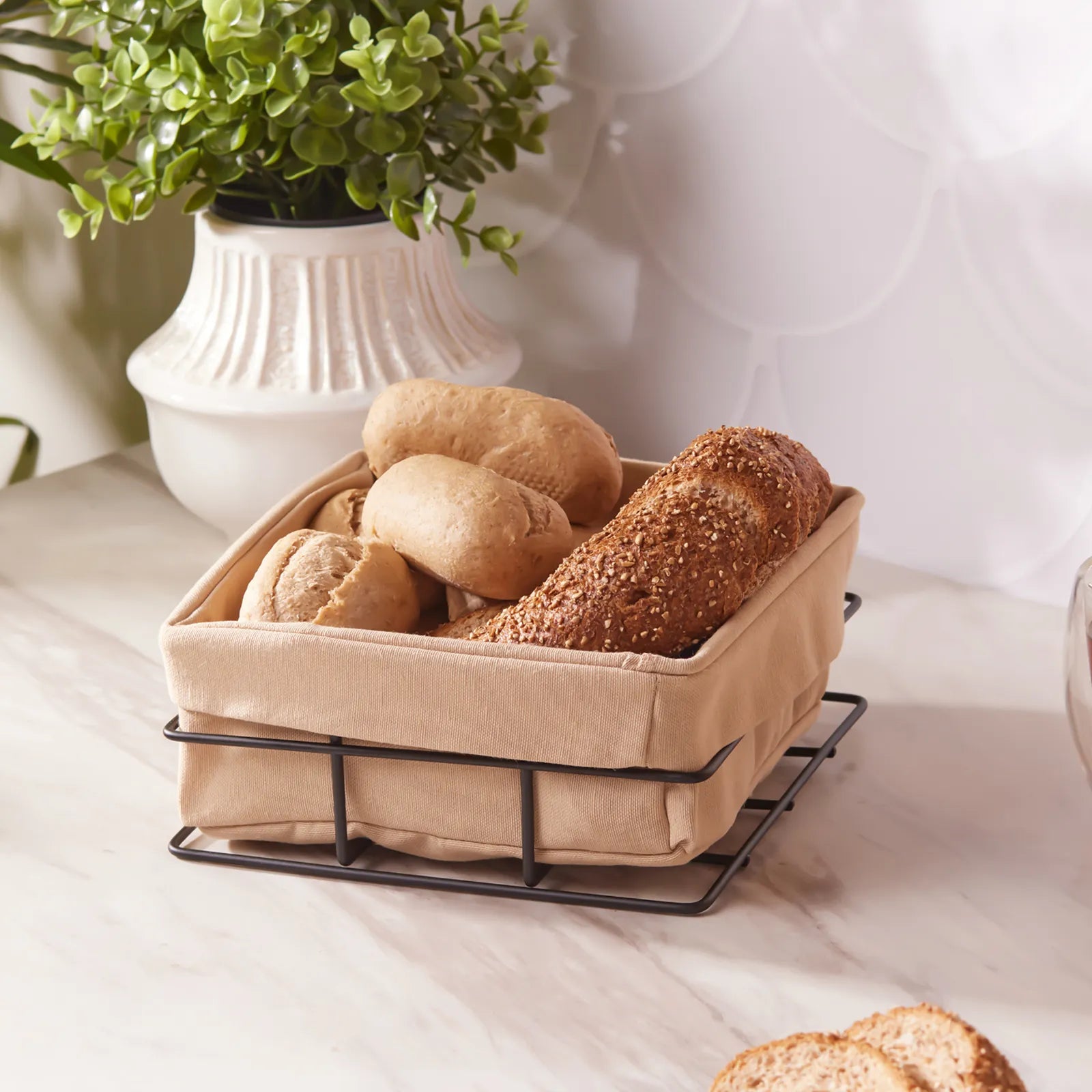 Karaca Fonte Cream Medium Bread Box 153.03.06.6795