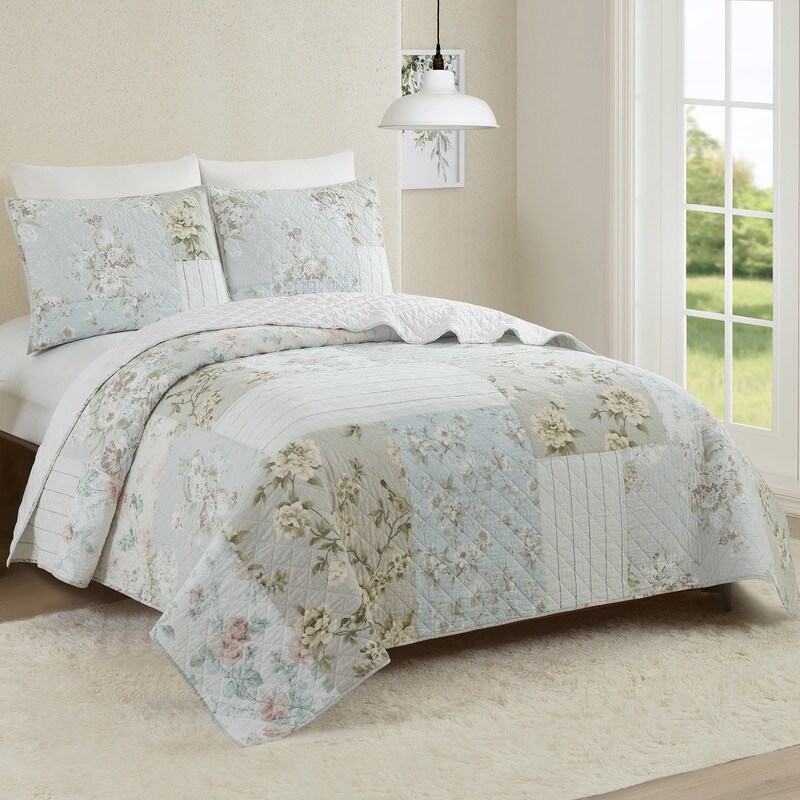 Claire Patchwork Floral Quilt Set