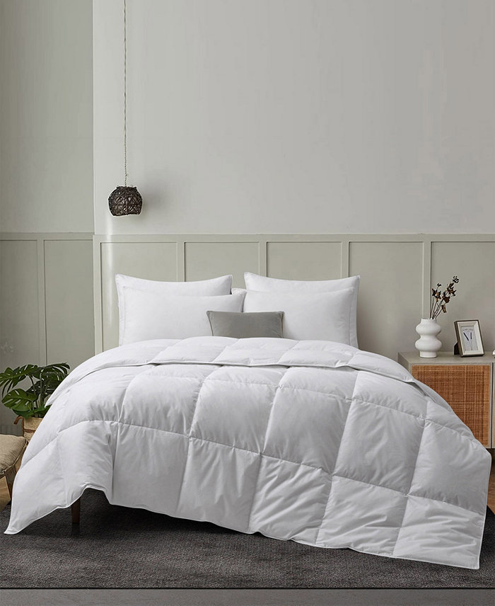 UNIKOME 360 Thread Count Lightweight Down and Feather Fiber Comforter Collection