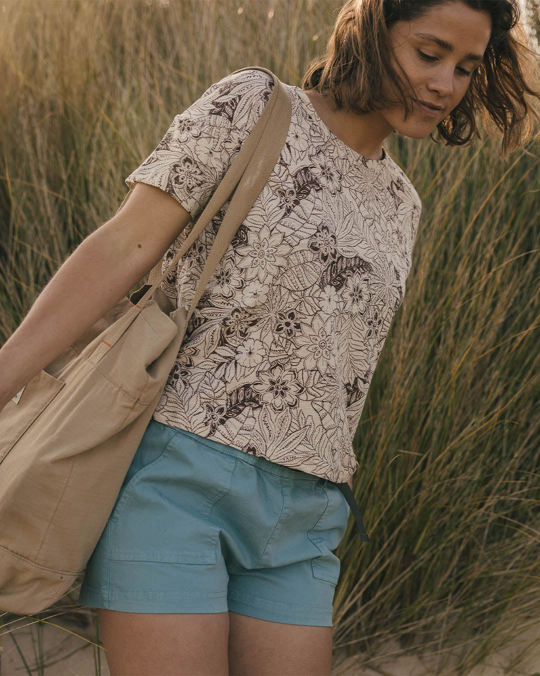 Fawn Recycled Cotton T-Shirt - Chestnut Floral Pattern