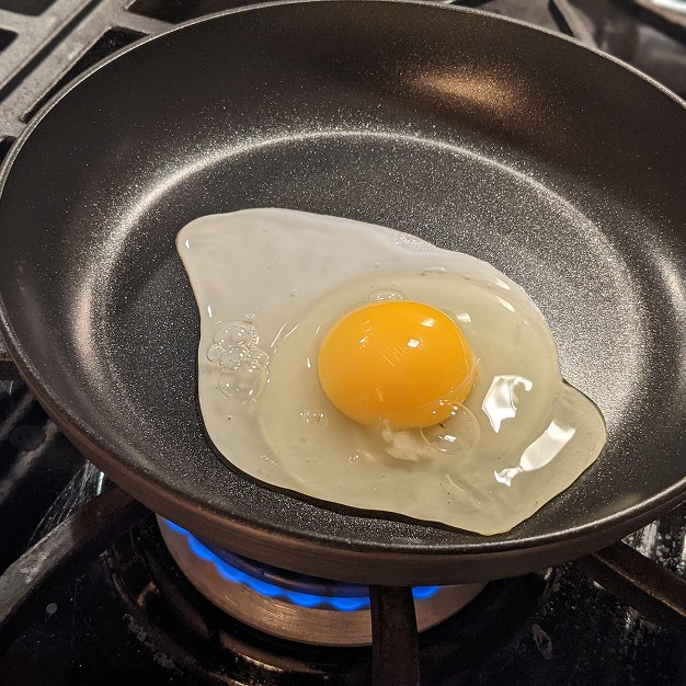 Swiss Diamond Hard Anodized Induction Fry Pan