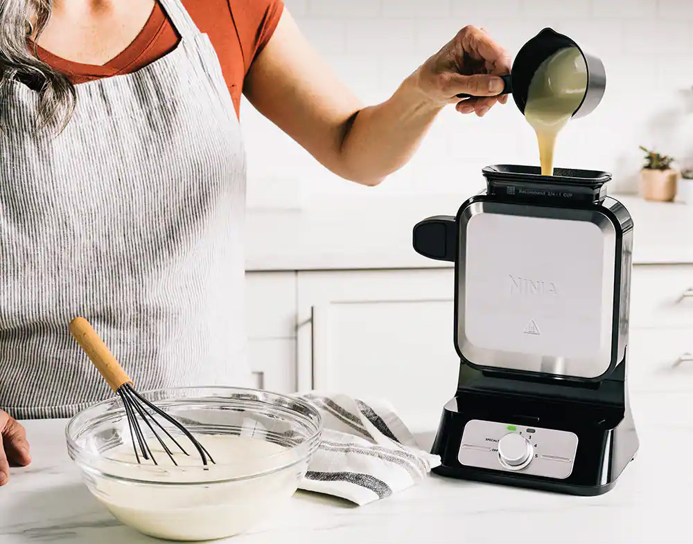 Ninja Belgian Waffle Maker PRO NeverStick - BW1001