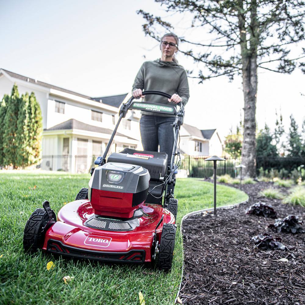 Toro 21466T Recycler 22 in. SmartStow 60-Volt Max Lithium-Ion Cordless Battery Walk Behind Push Lawn Mower (Tool-Only)