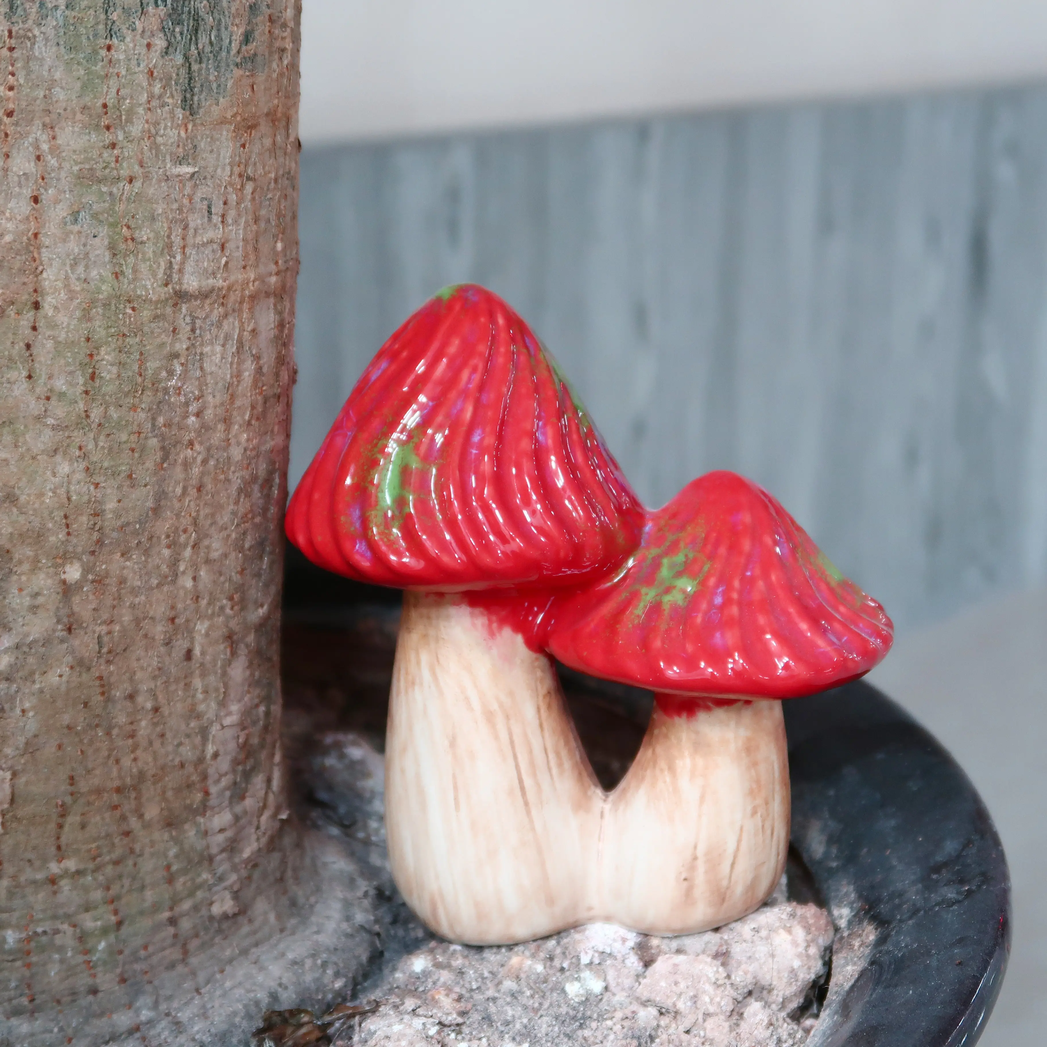 Hot Selling Cheap Custom Ceramic Mushroom Crafts Gardening Supplies Small Decorations Mushroom Handicraft Lawn Decoration