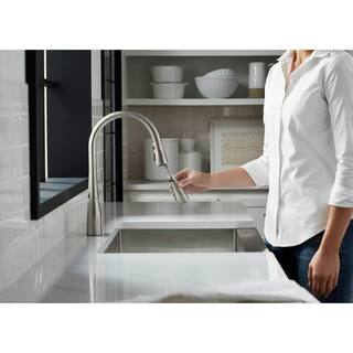 KOHLER Simplice Single-Handle Pull-Down Sprayer Kitchen Faucet with DockNetik and Sweep Spray in Vibrant Stainless K-596-VS