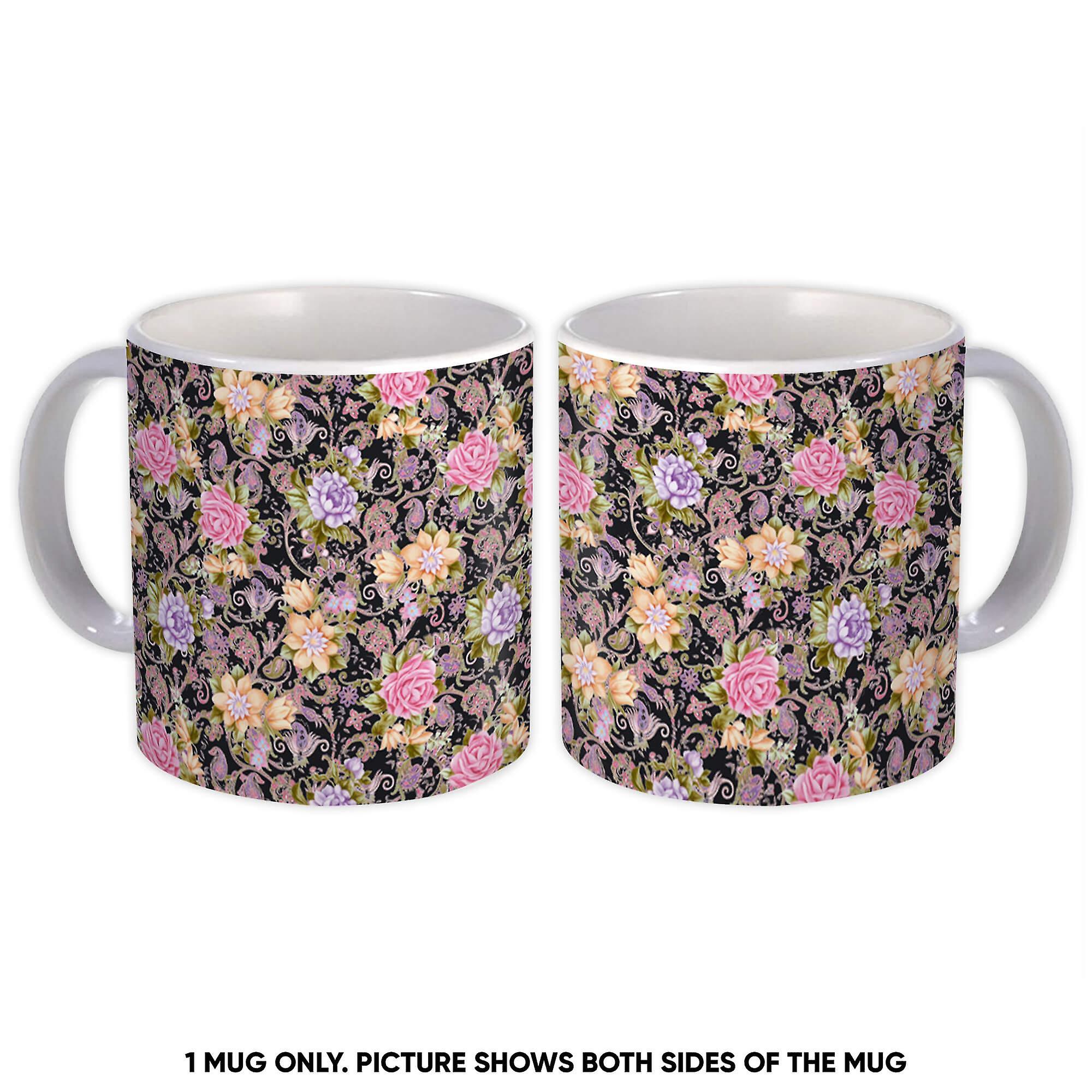 Gift Mug: Roses Seamless