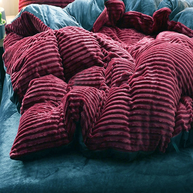 Snugly Warm Fleece Bedding Set