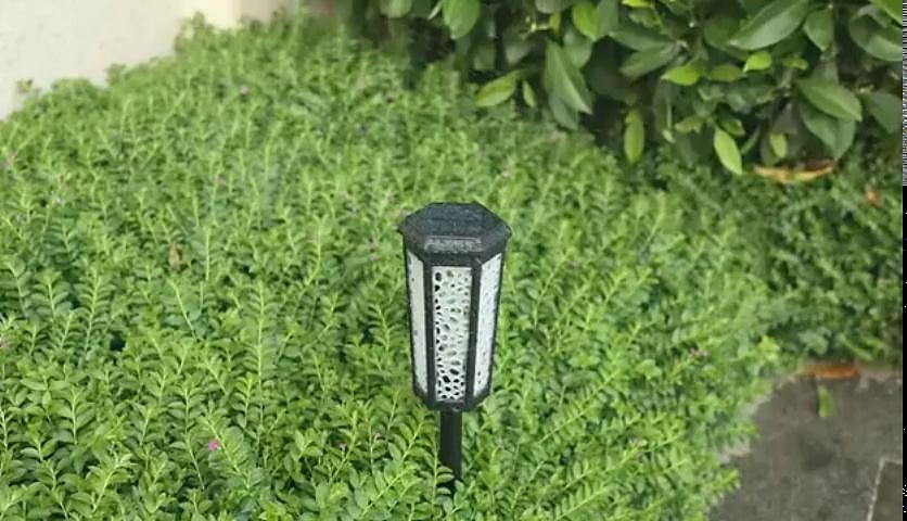 Solar Light Hollow Lawn Retro Garden Light RGB Warm White 2 Modes Lighting Outdoor Garden Courtyard Waterproof Solar Lawn Light Park Walkway Decor Lights