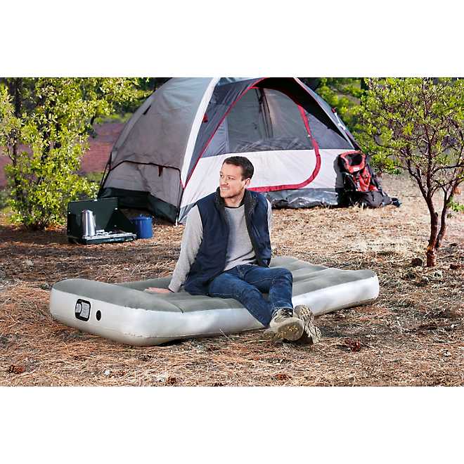 Magellan Outdoors  Aeroluxe Twin Airbed