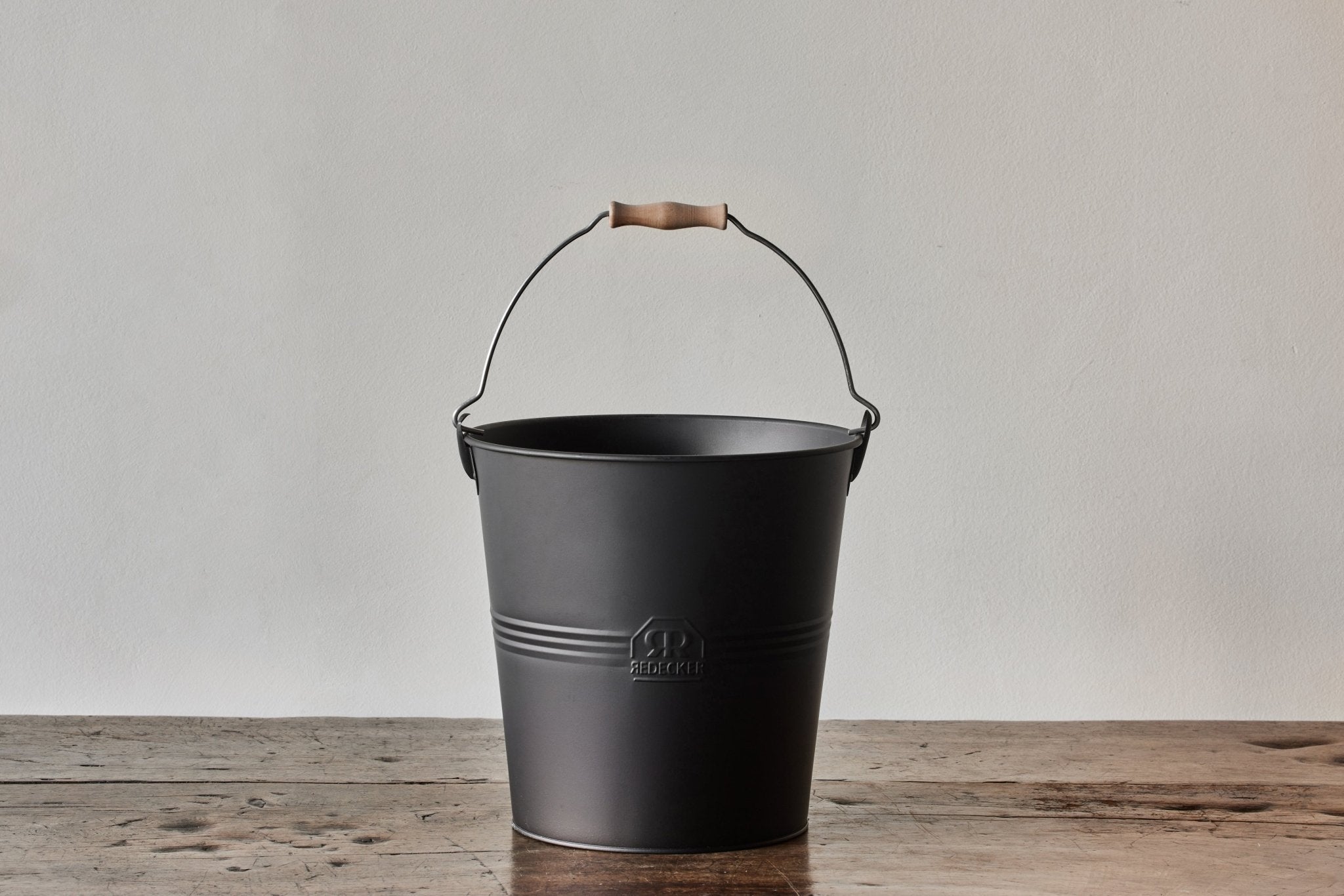 Black Metal Bucket (Multiple Sizes)