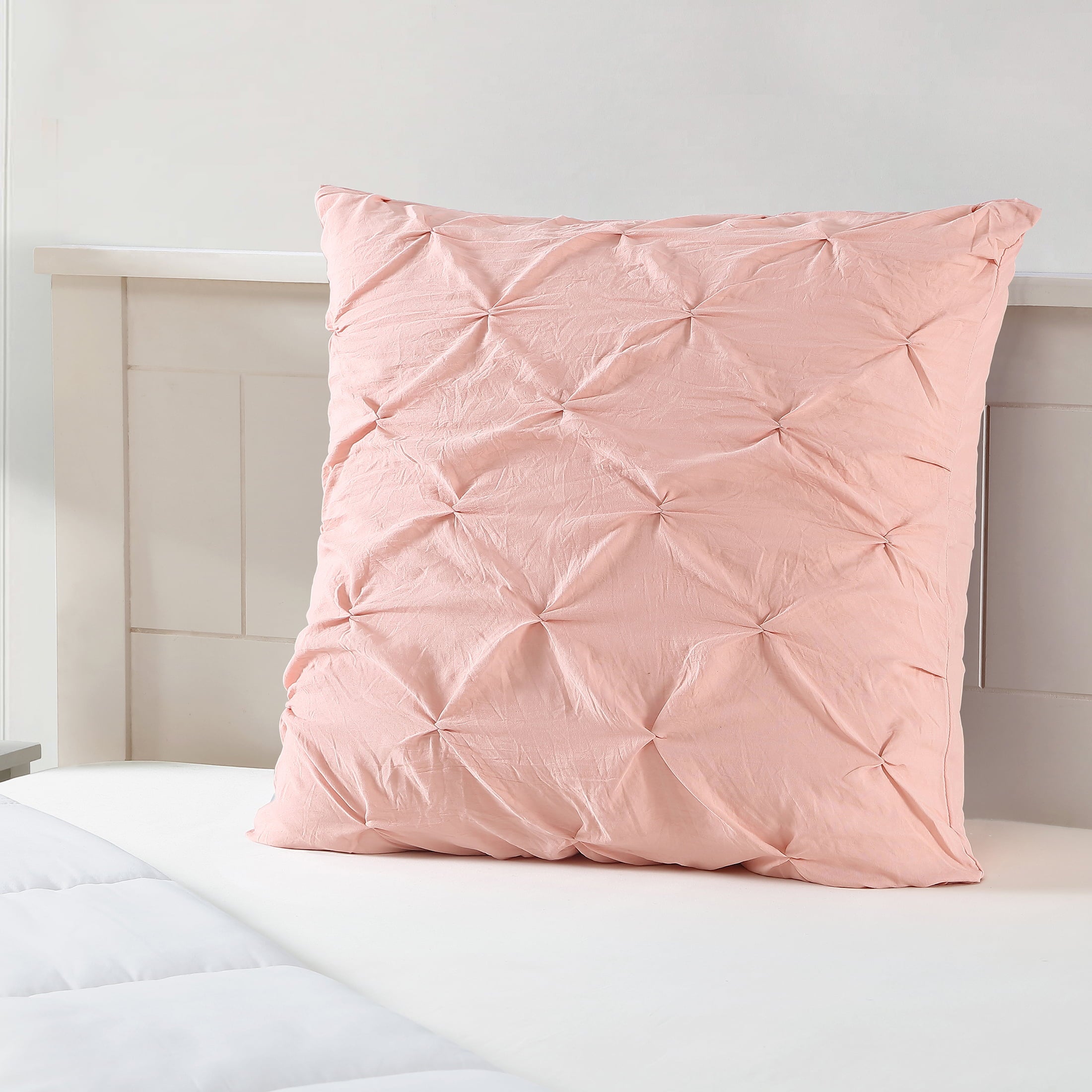 Mainstays Pink Pintuck Pleat Microfiber Square Sham， Euro Sham