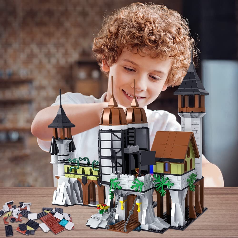 HOGOKIDS Medieval Castle Building Sets - 935 PCS Building Blocks with Bridge Gate and Carriage Magic Harry Castle Potter Kits Creative STEM Toys Gift for 8 9 10 11 12 13 14 Years Old Boys Girls Adults