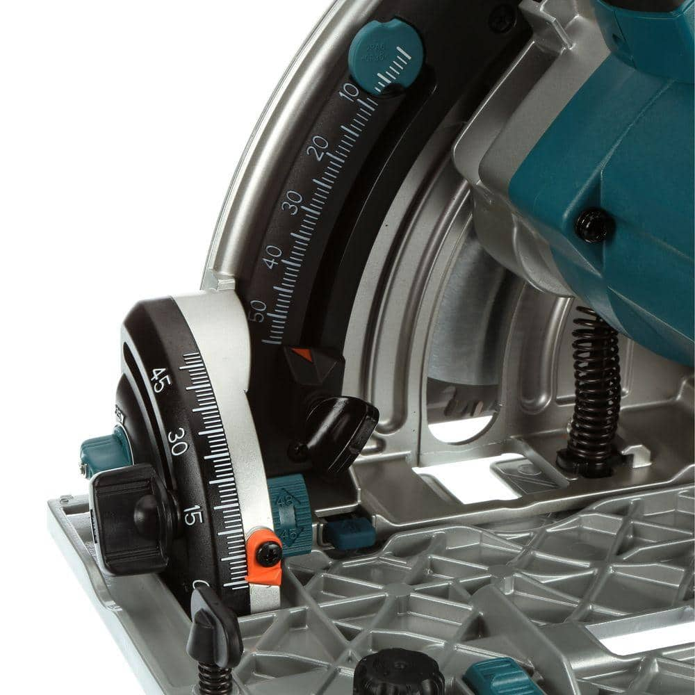 Makita 12 Amp 6-1/2 in. Plunge Circular Saw SP6000J