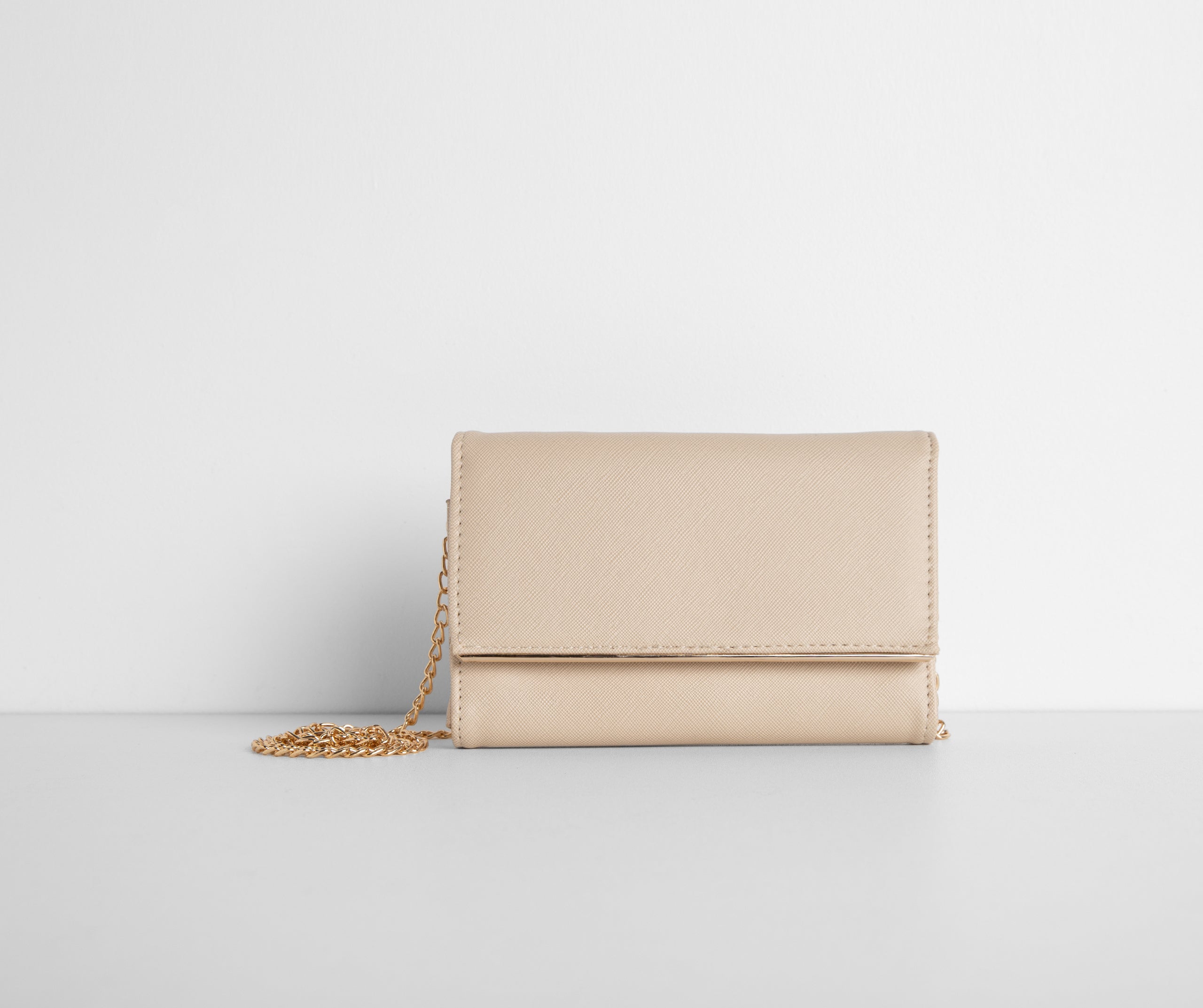 Simply Chic And Sleek Wallet