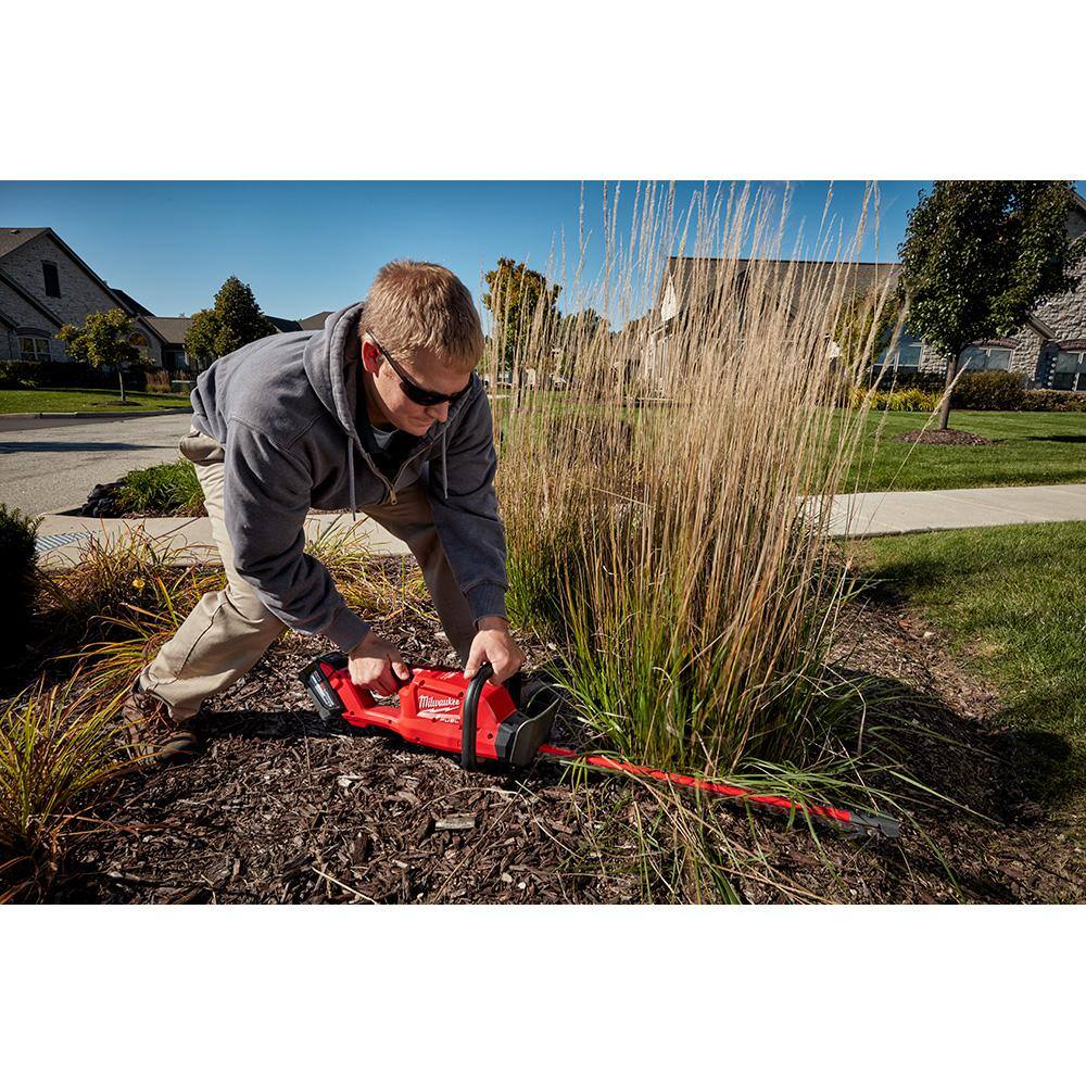 MW M18 FUEL 18V Lithium-Ion Brushless Cordless QUIK-LOK String Trimmer Hedge Trimmer and Charger Combo Kit (3-Tool) 2825-20ST-2726-20-48-59-1802