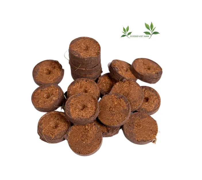 Natural Coco Coir Plant Starter Pellet / Hydroponics coco peat pellet high quality/ Coco peat block 100% natural and organic