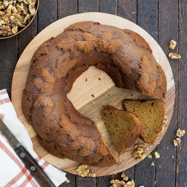 Nordic Ware Autumn Wreath Bundt Pan Bronze