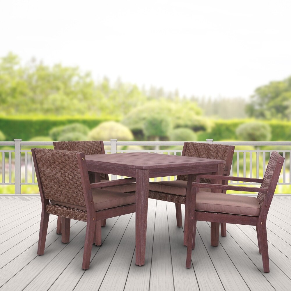 Courtyard Casual Bridgeport II 5 pc Dining Set Includes: One 39\