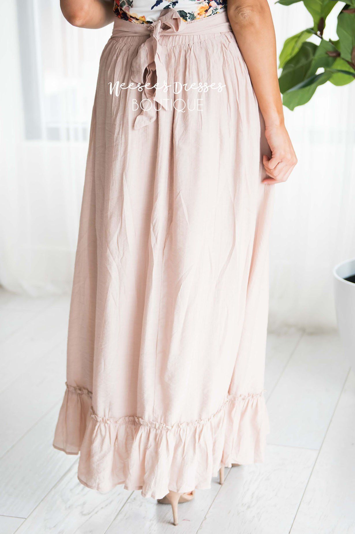 Ruffle Hem Maxi skirt