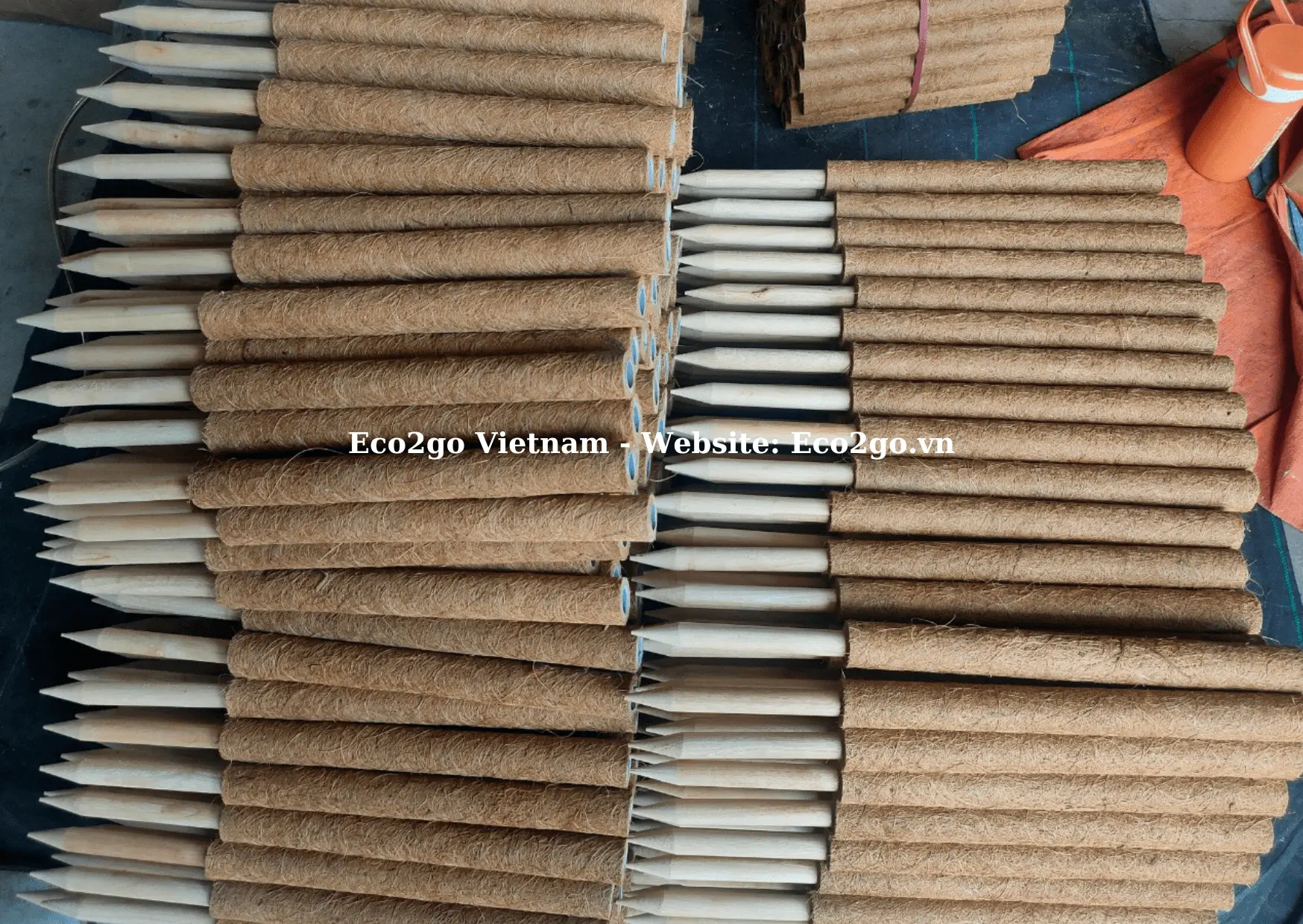 Wholesale Supply Eco friendly 16 inch moss stick totem pole coco coir indoor/Coco coir moss pole from Eco2go Vietnam