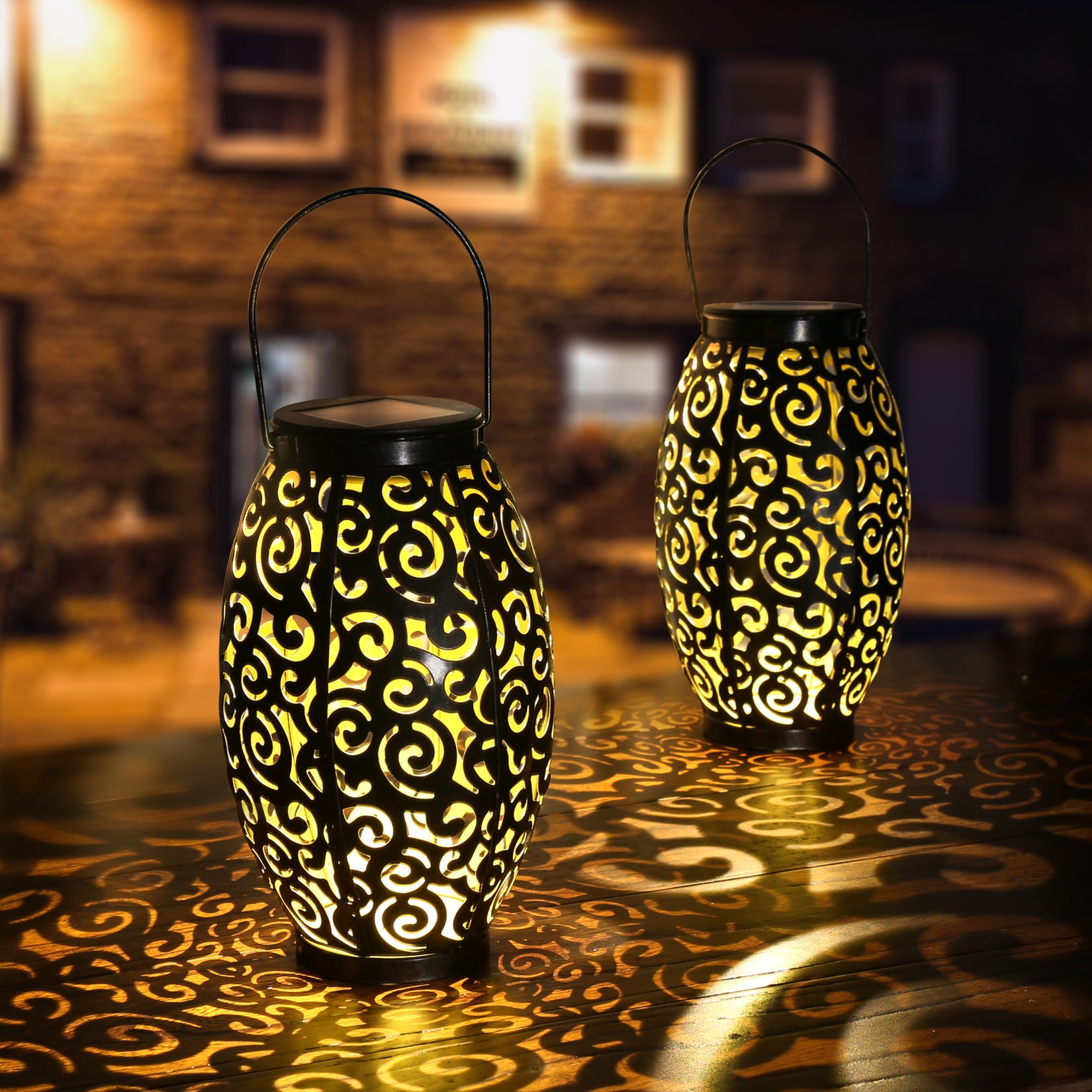 2 Pcs Solar Lantern Garden Decor LED Lights Solar Pathway Chrismas Light Patio Walkway Hanging Solar Lanterns Outdooor Yard Decorative