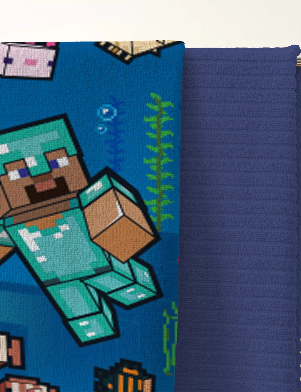 Pure Cotton Minecraft™ Kids' Bath Towel