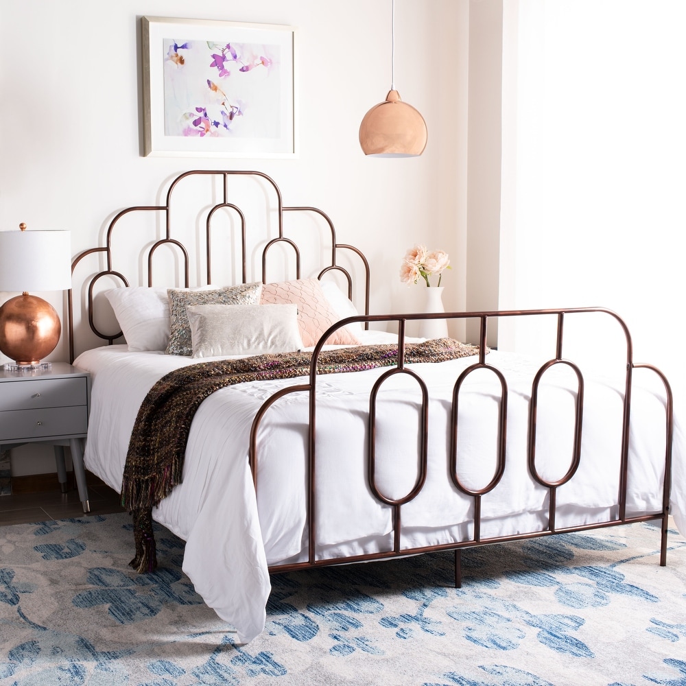 SAFAVIEH Paloma Retro Metal Bed